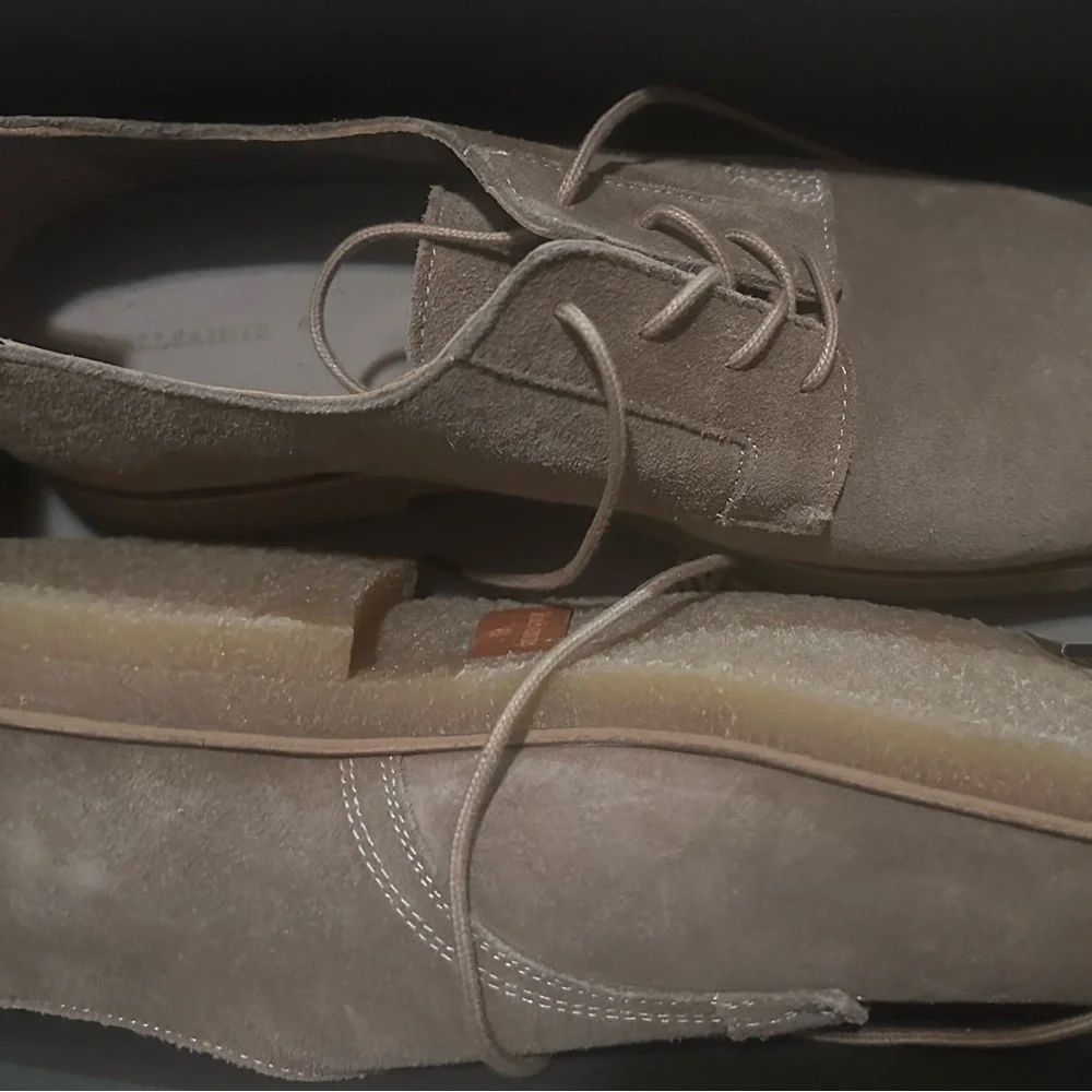 All Saints Men's Tan Suede Oxford Shoes - Picture 7 of 7